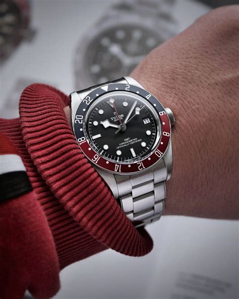 black bay gmt thickness.